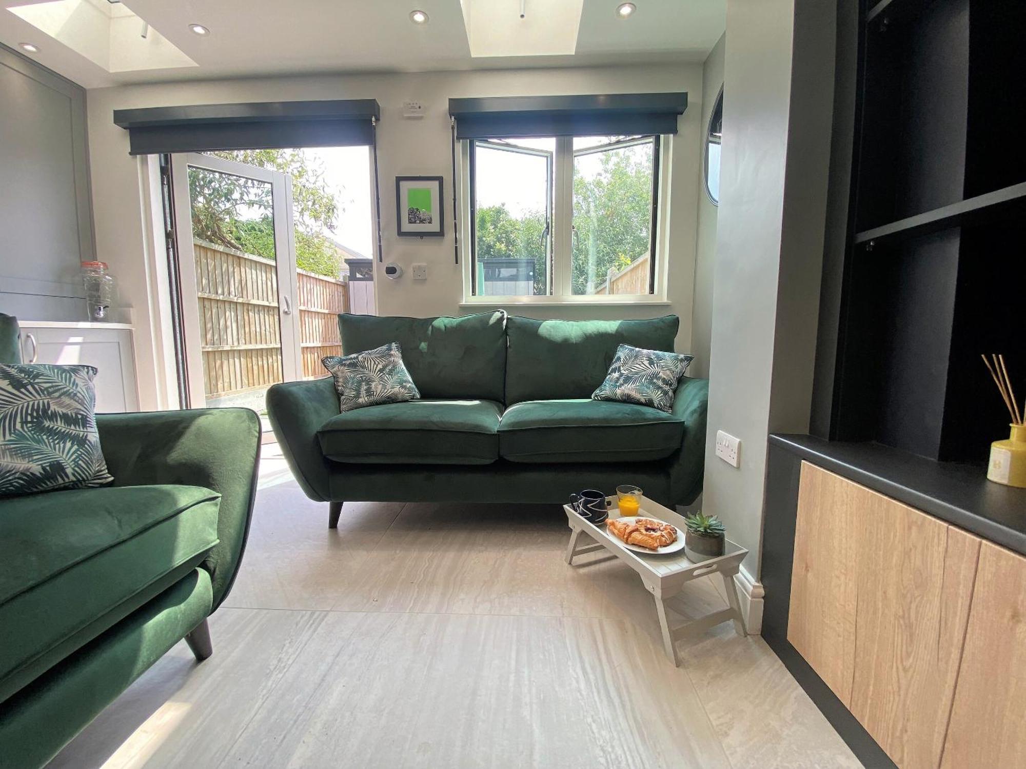 Superb Townhouse Near Vibrant Gloucester Road Bristol Exteriör bild